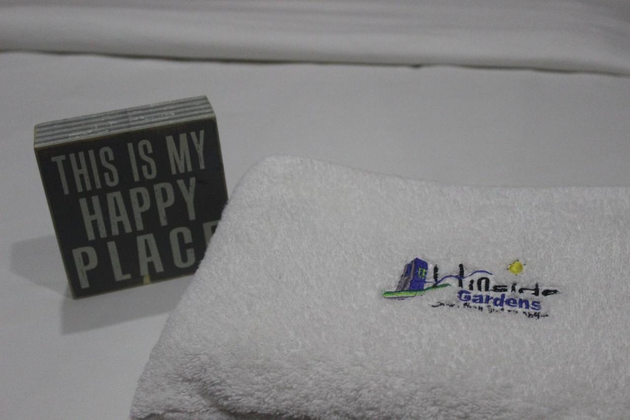 מלון לגוס Hillside Gardens Ltd מראה חיצוני תמונה